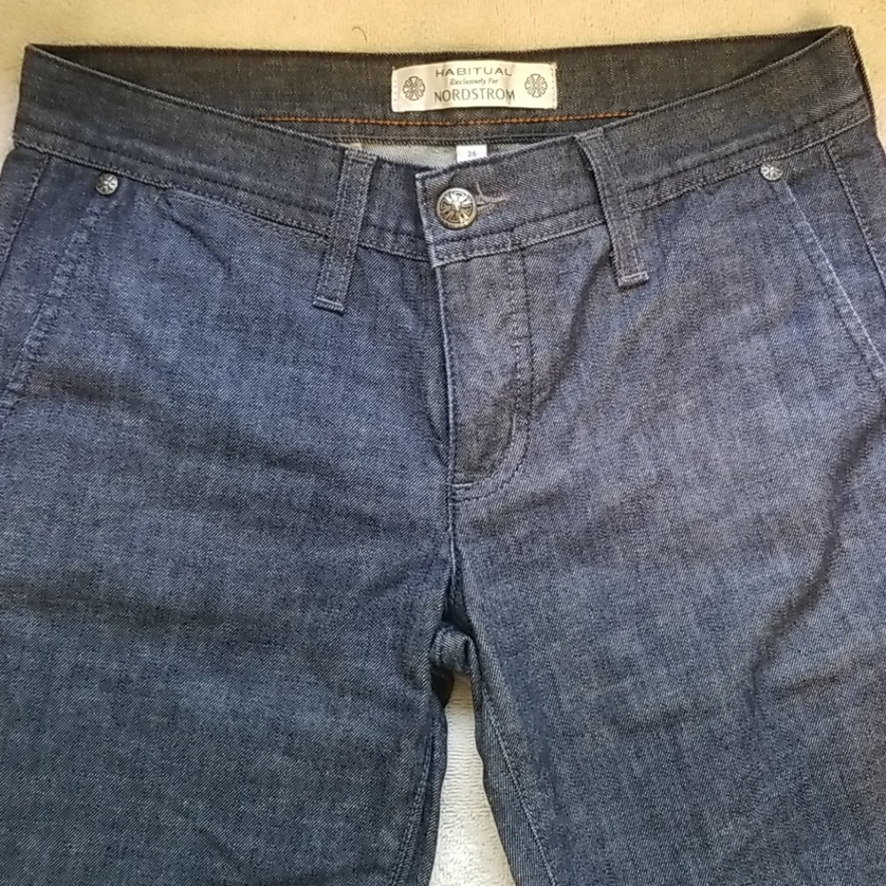 Habitual Honey Uptown Flare EUC 26